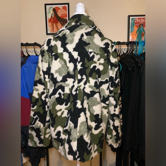 Camo print teddy coat. - Picture 2 of 4